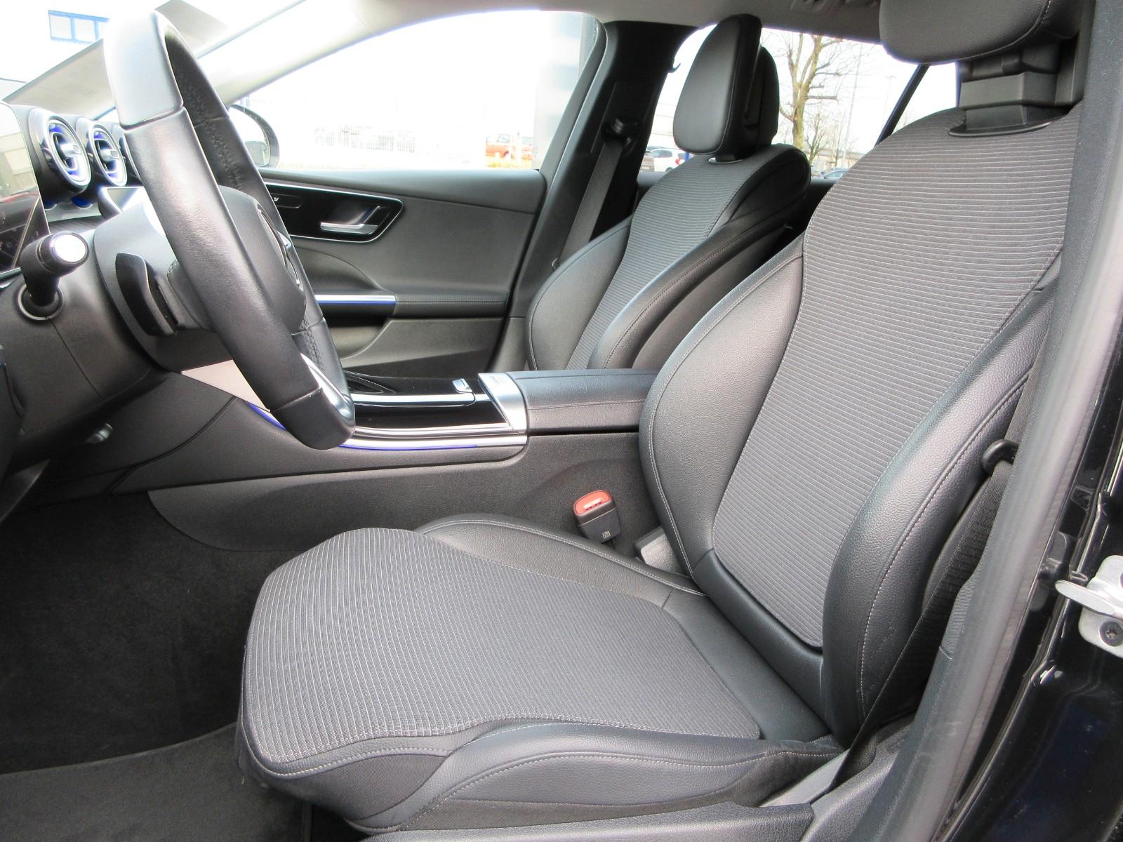 Mercedes-Benz C 200 AVANTGARDE Estate