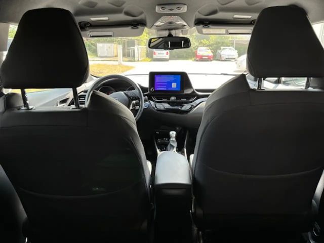 Toyota C-HR Hybride Team D