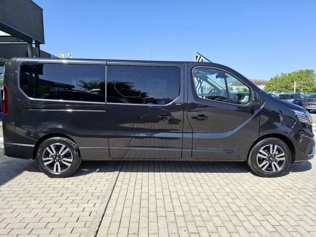 Renault Trafic Blue Grand Spaceclass