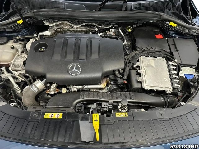 Mercedes-Benz GLA 220 4MATIC AMG Line GLA 220 d