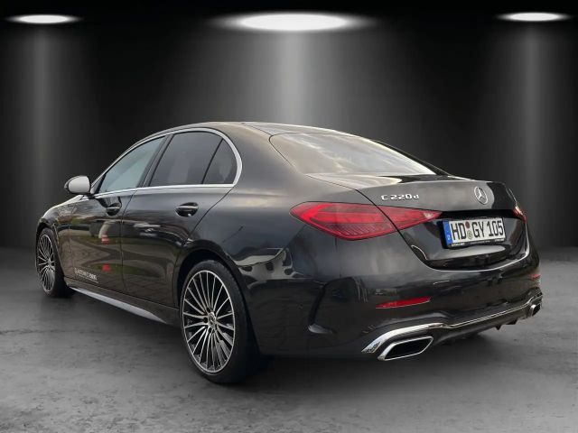 Mercedes-Benz C 220 AMG Line C 220 d Sedan