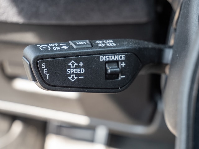 Audi A6 Avant Quattro S-Tronic