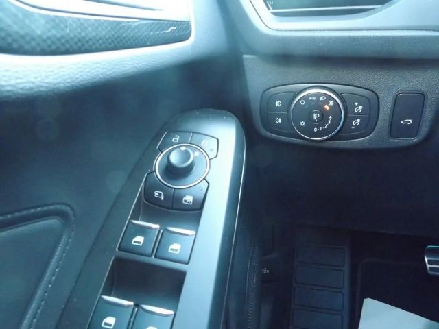 Ford Focus ST Line Wagon