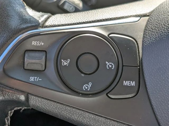 Opel Crossland X Business Elegance