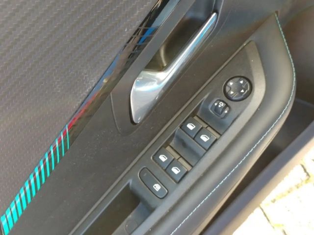 Peugeot 208 Allure Pack