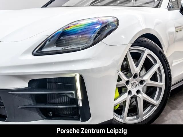 Porsche Panamera 4 E-Hybrid