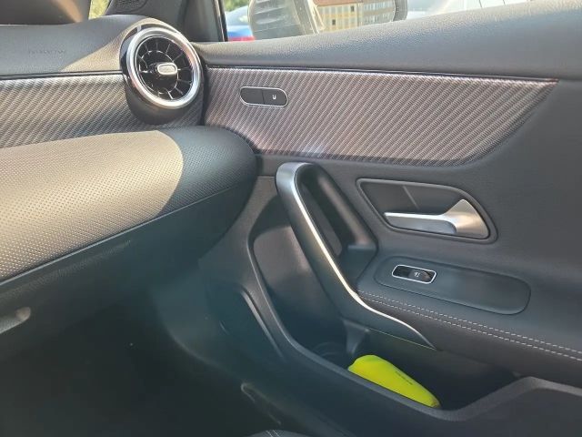 Mercedes-Benz A 200 Progressive