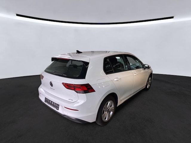 Volkswagen Golf 1.5 eTSI Golf VIII Life