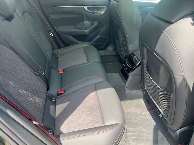 Audi A6 e-tron Avant Quattro