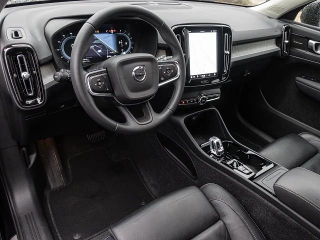 Volvo XC40 Dark Plus