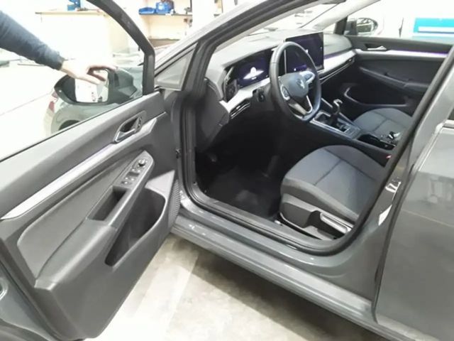 Volkswagen Golf 1.5 TSI Life Variant