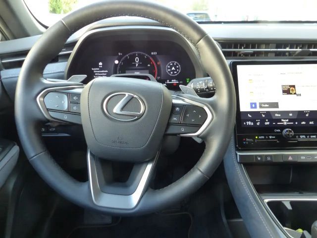 Lexus LBX FWD Cool mit Vollausstattung Levinson 1.Hand