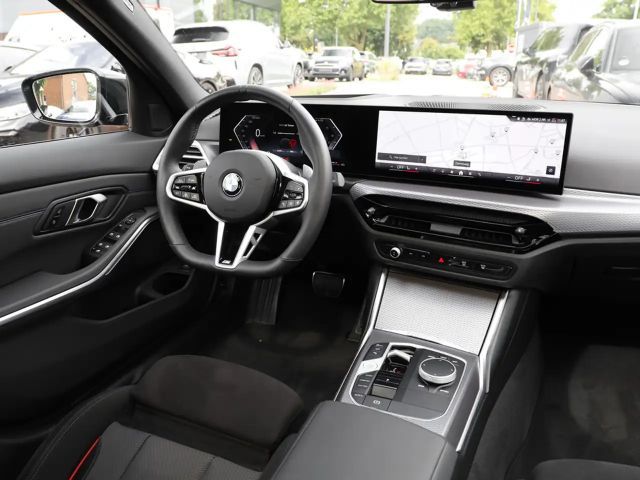 BMW 330 330d M-Sport Touring xDrive