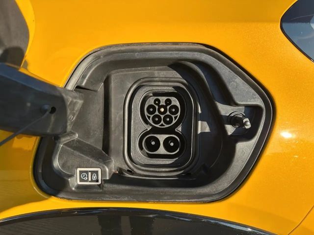 Peugeot E-208 EAT8 GT-Line