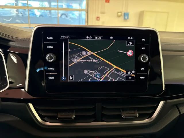 Volkswagen T-Roc 1.5 TSI DSG R-Line