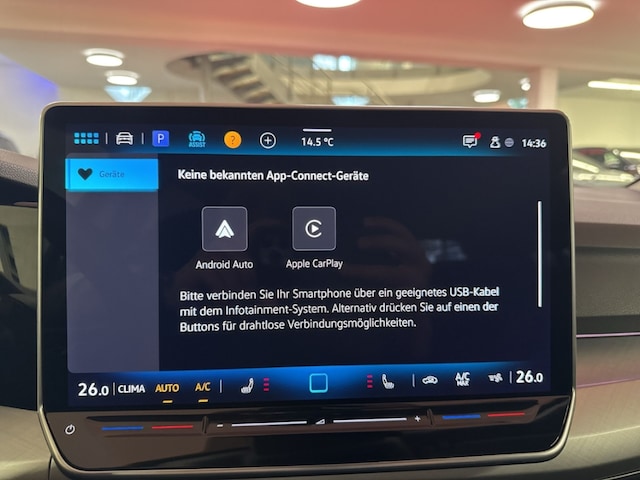 Volkswagen Golf 1.5 eTSI DSG Life