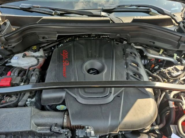 Alfa Romeo Stelvio Q4