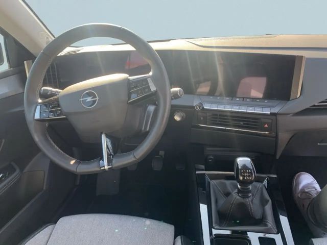 Opel Astra 1.2 Turbo Elegance Turbo