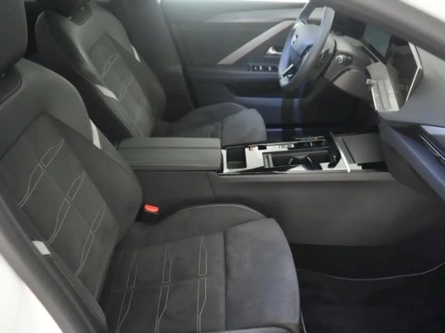 Opel Astra Sports Tourer Ultimate