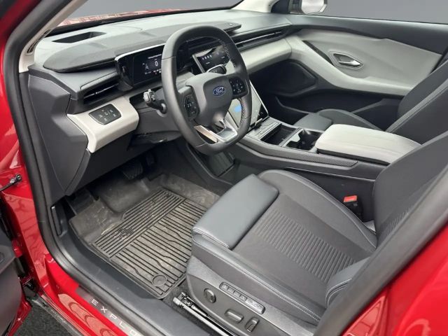 Ford Explorer Premium RWD