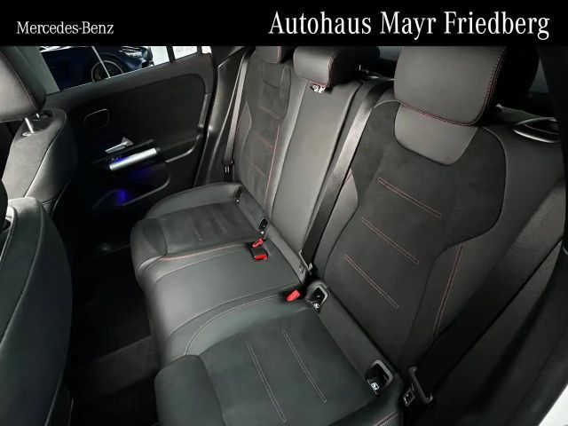 Mercedes-Benz GLA 250 4MATIC AMG Line Premium