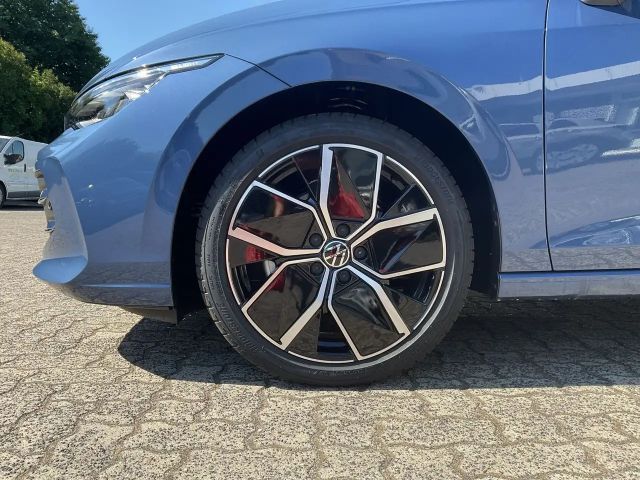 Volkswagen Golf 1.5 eTSI DSG Golf VIII