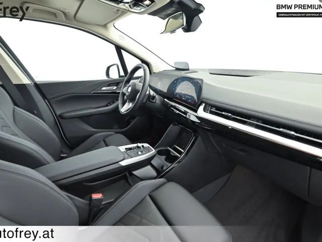 BMW 218 218d Active Tourer Sedan