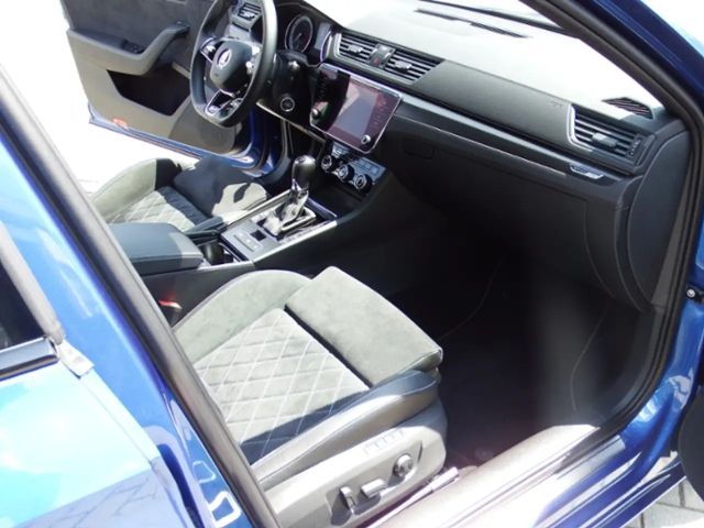 Skoda Superb 2.0 TSI Combi Sportline