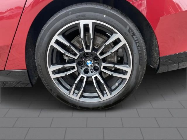 BMW 520 520i M-Sport Sedan