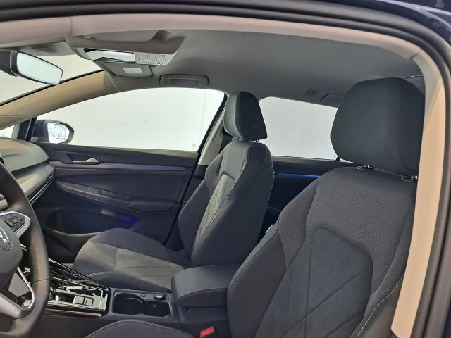 Volkswagen Golf DSG Style Variant