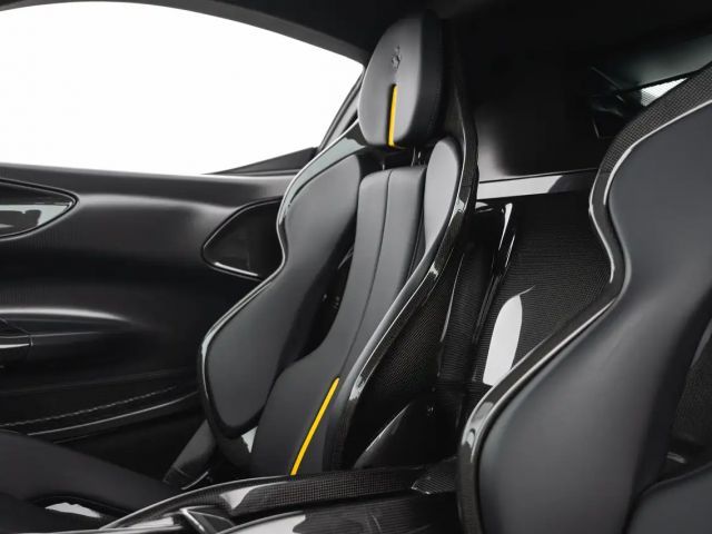 Ferrari SF90 Stradale