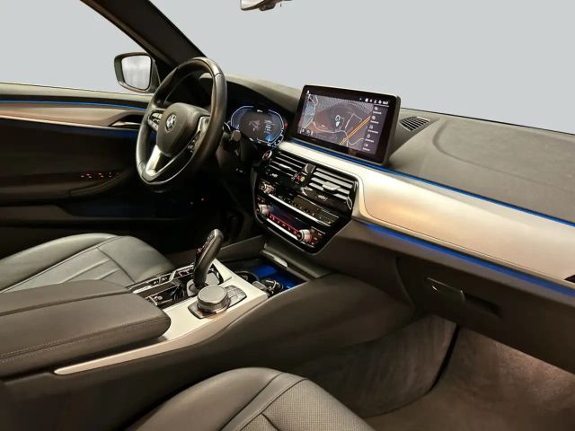 BMW 530 530e Touring