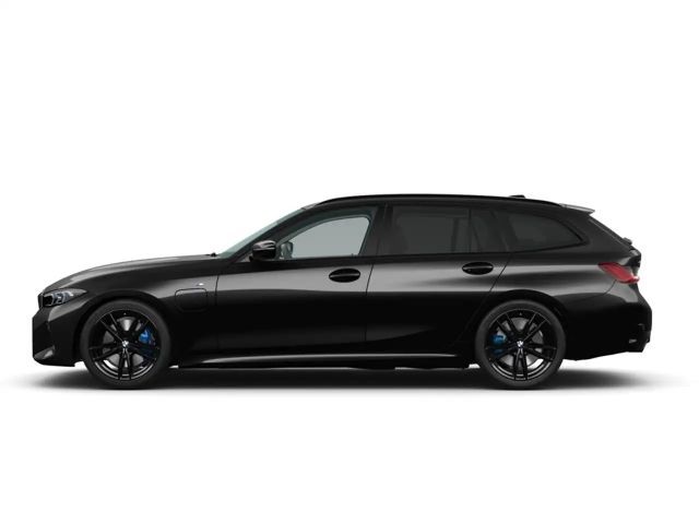 BMW 330 330e M-Sport Touring xDrive