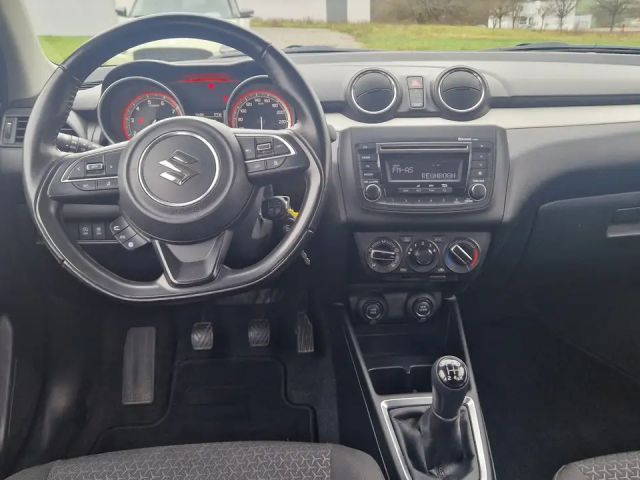 Suzuki Swift Club DualJet Hybrid