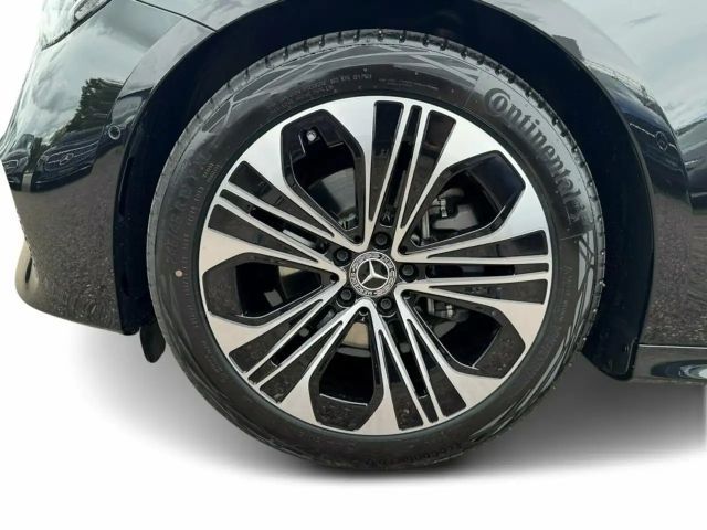 Mercedes-Benz E 200 AVANTGARDE Estate