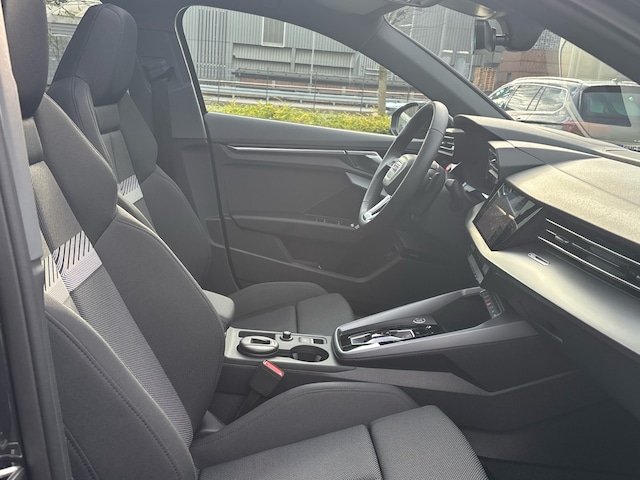 Audi A3 30 TFSI S-Tronic Sportback