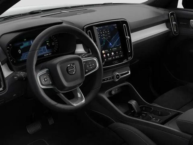 Volvo XC40 Dark Plus