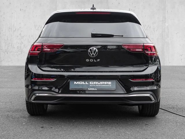 Volkswagen Golf 1.5 TSI Style