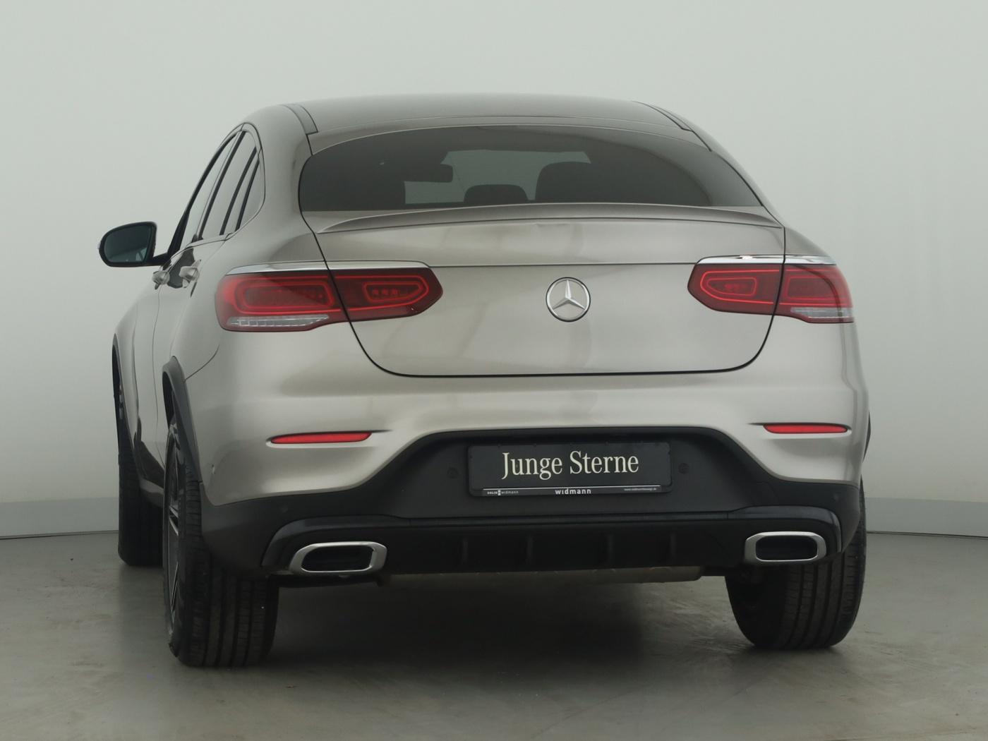 Mercedes-Benz GLC 300 4MATIC AMG Line Coupé