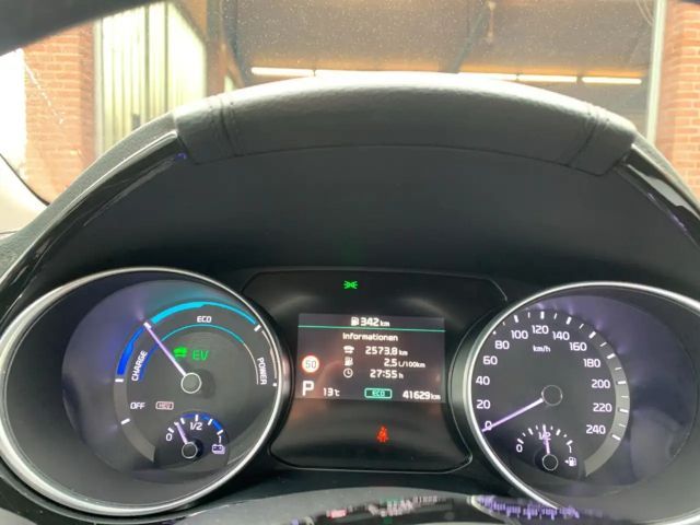 Kia XCeed Hybrid PHEV Vision