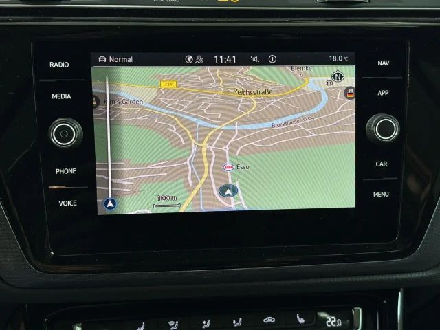 Volkswagen Touran 1.5 TSI DSG R-Line