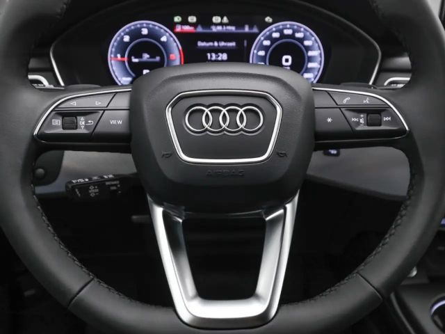 Audi A4 40 TDI Avant S-Line