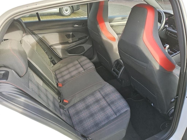 Volkswagen Golf 2.0 TSI GTI