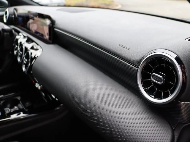 Mercedes-Benz A 180 Progressive