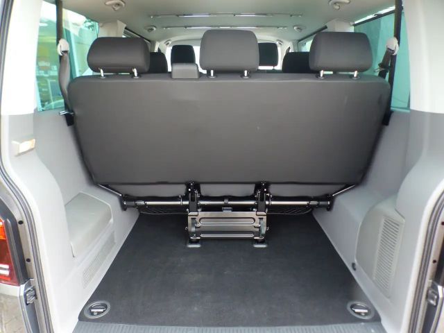 Volkswagen Caravelle Comfortline DSG T6