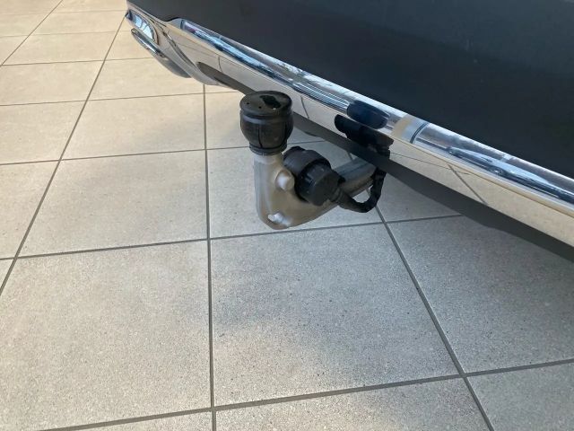 Mercedes-Benz GLA 180 Progressive