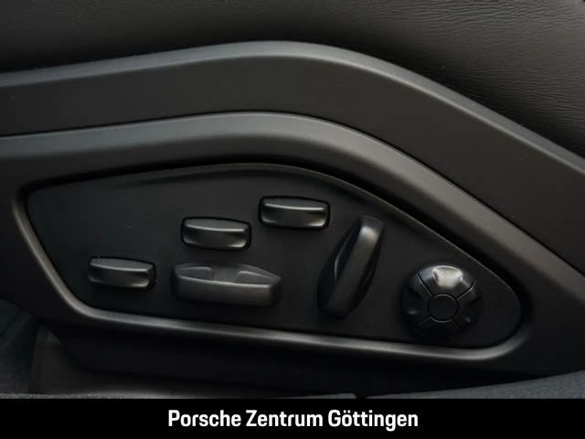 Porsche Panamera 4 E-Hybrid