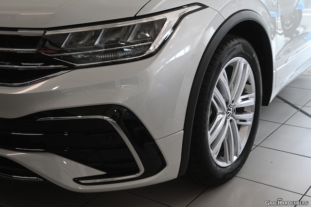 Volkswagen Tiguan 4Motion DSG R-Line