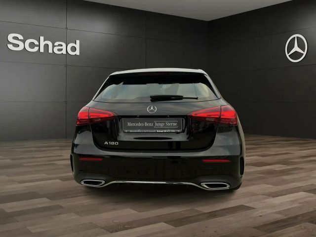 Mercedes-Benz A 180 AMG Line