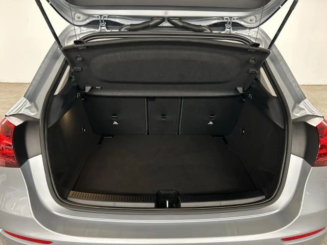 Mercedes-Benz A 180 Hatchback